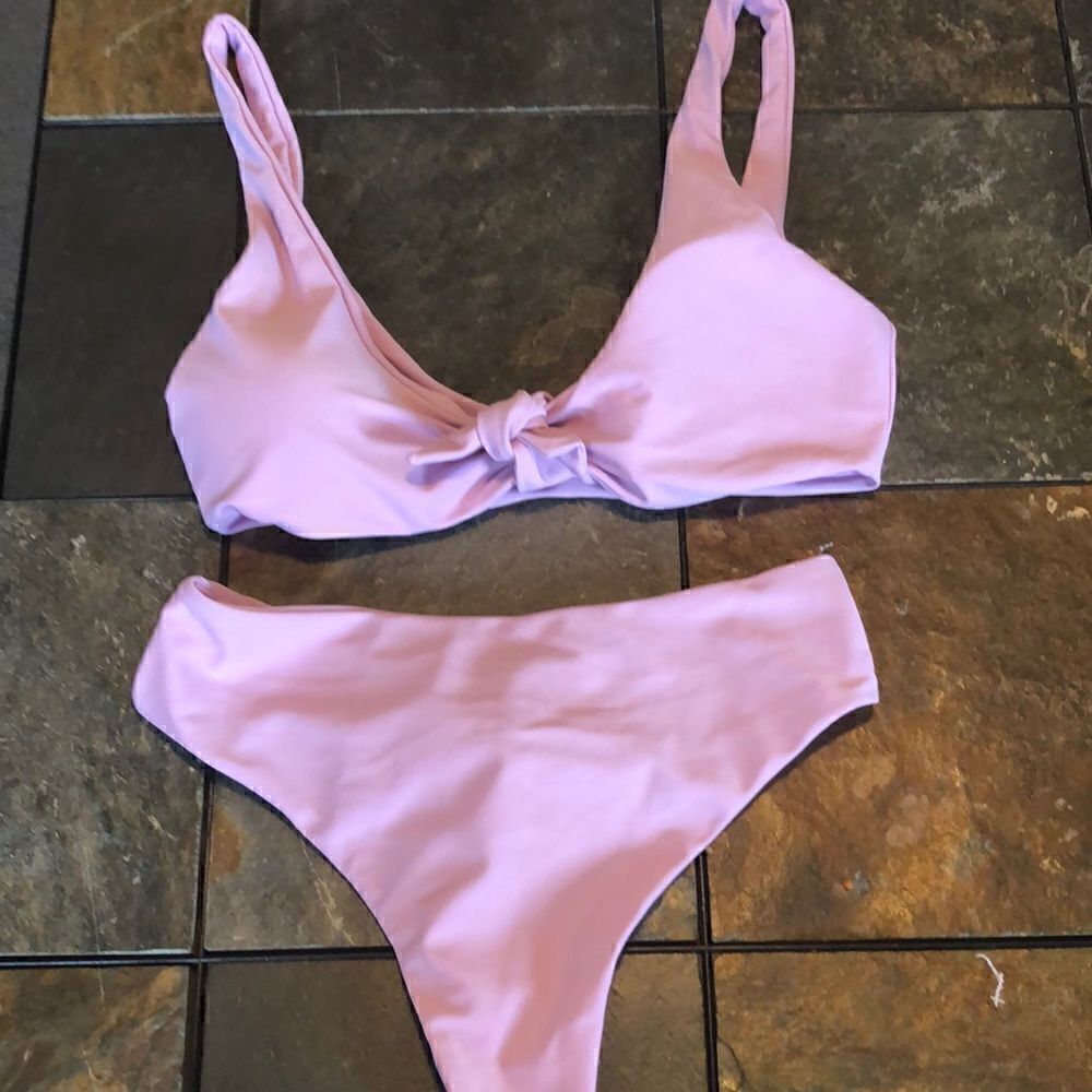 Thong bikini size small, light lavender NWOT